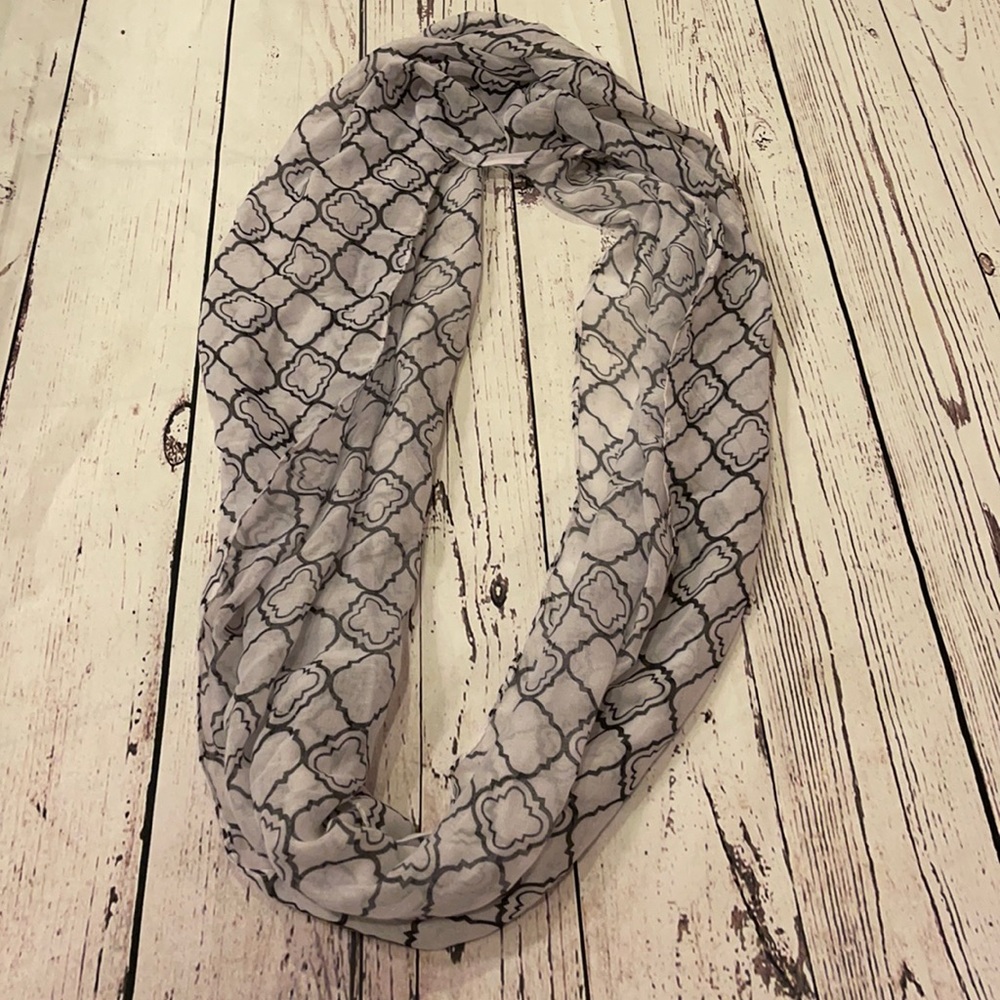 Quatrefoil Infinity Scarf